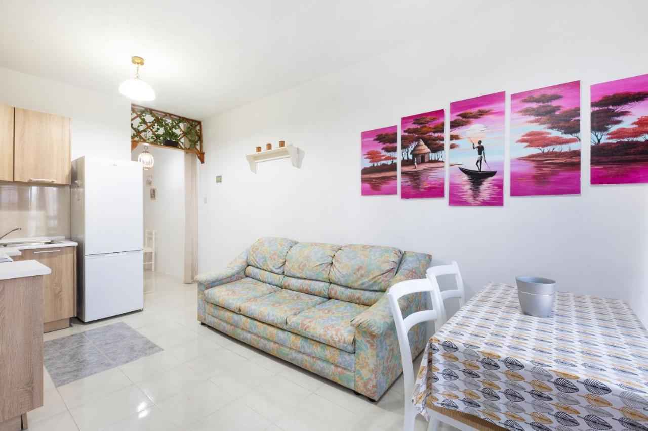מליאהה Ne1 - Lovely 2 Bedroom Apartment. Perfect Location מראה חיצוני תמונה