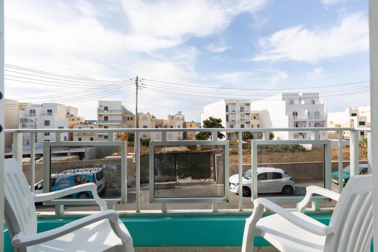 מליאהה Ne1 - Lovely 2 Bedroom Apartment. Perfect Location מראה חיצוני תמונה